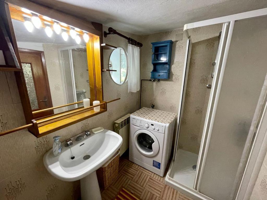 Rosy Apartment - Levanto, 5 Terre Екстер'єр фото